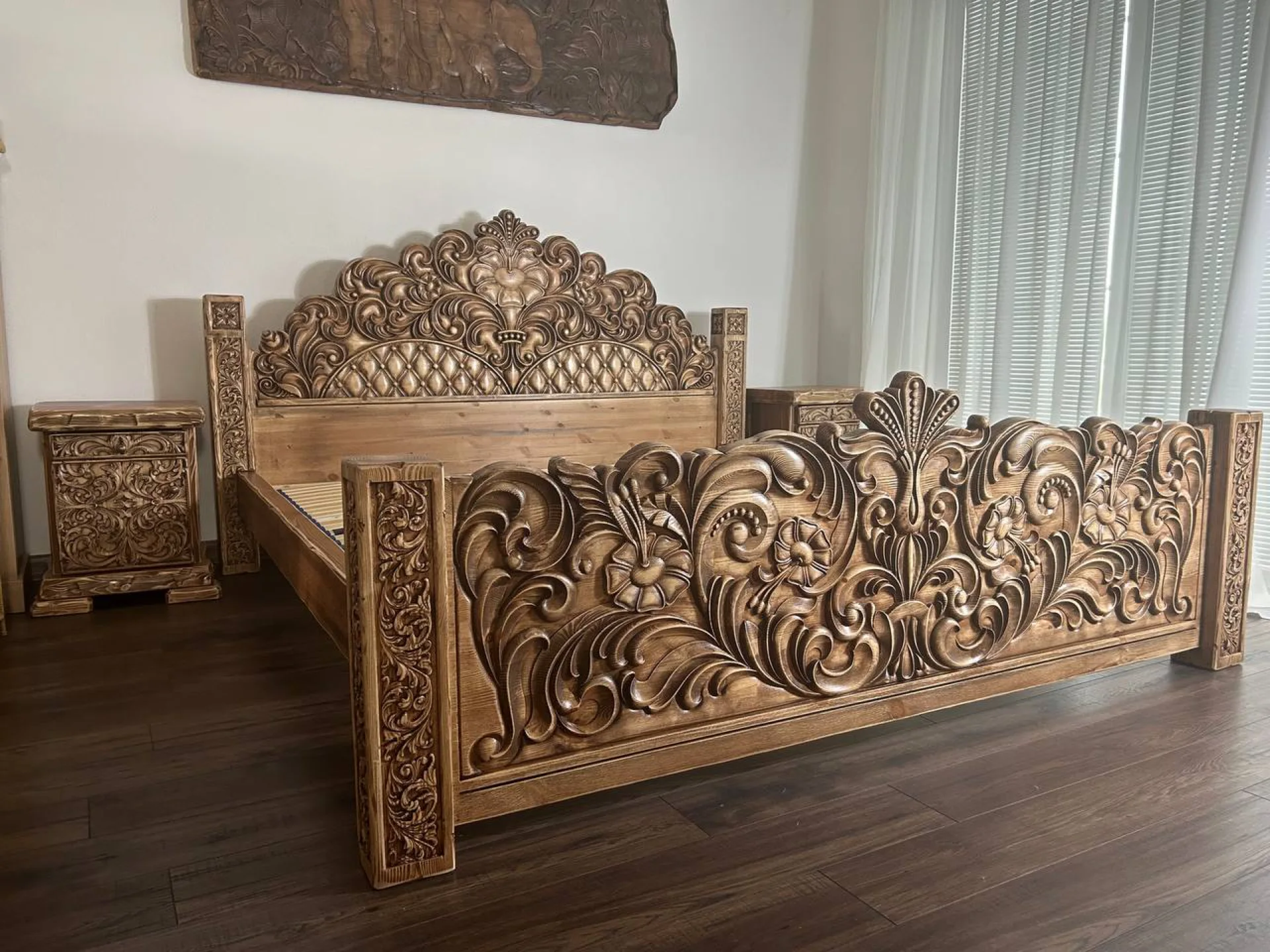 Carved solid-wood bed